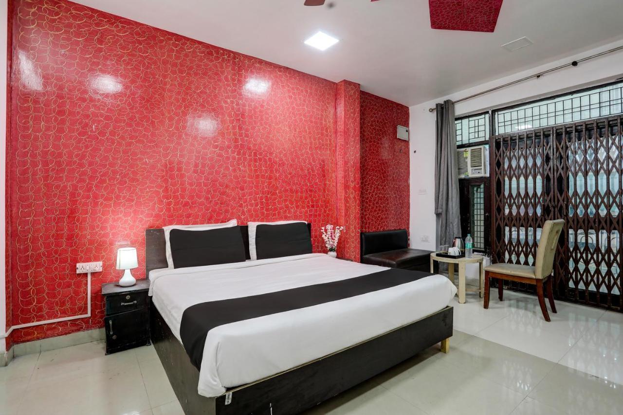 Hotel O Thirty Inns Нойда Экстерьер фото